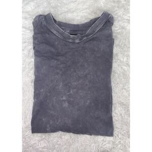Wild Fable Women’s M Sun Washed, Distressed Blue/gray Tee. Cute, Comf. Longer